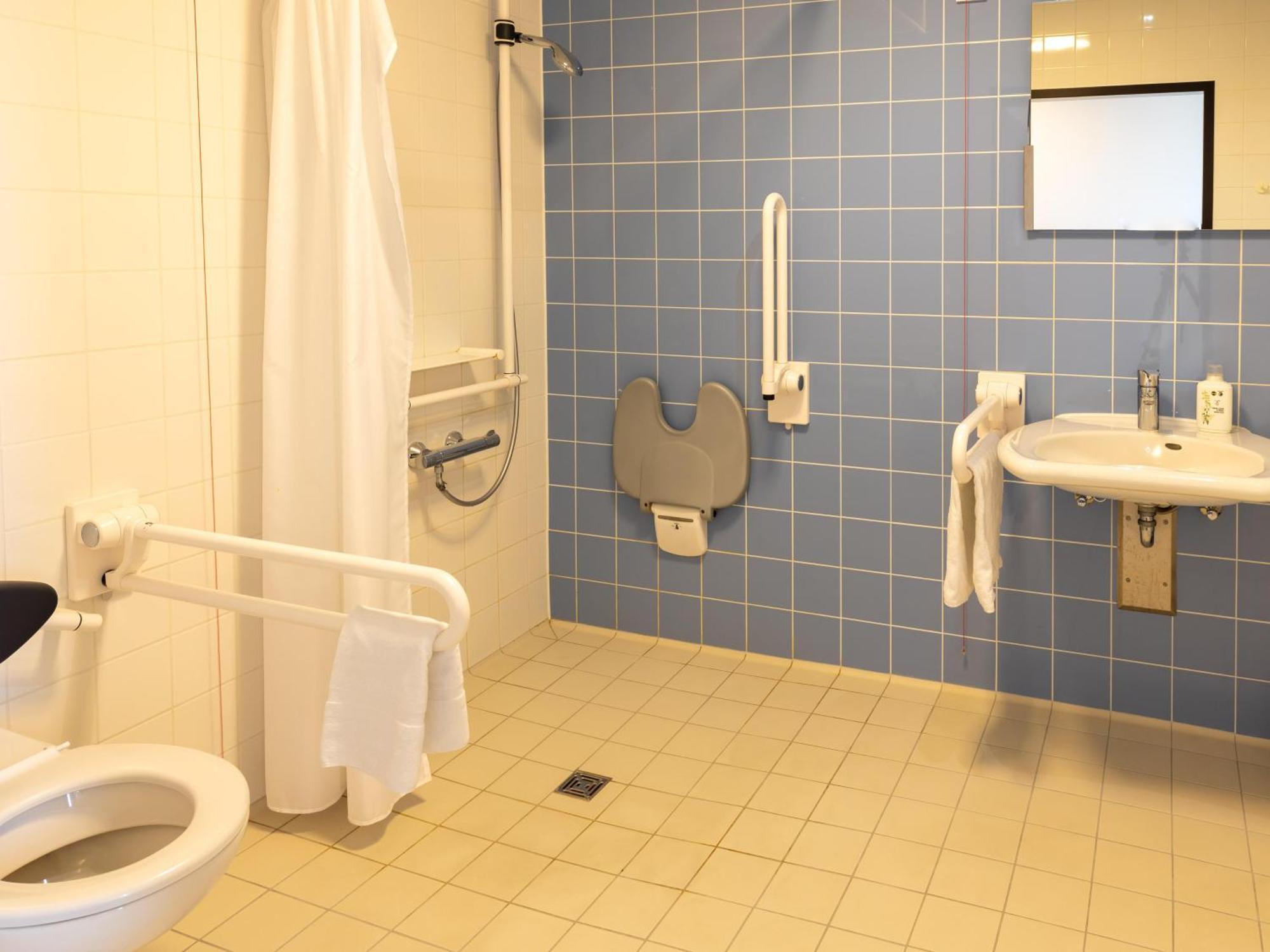 B&B Hotel Fulda-City エクステリア 写真